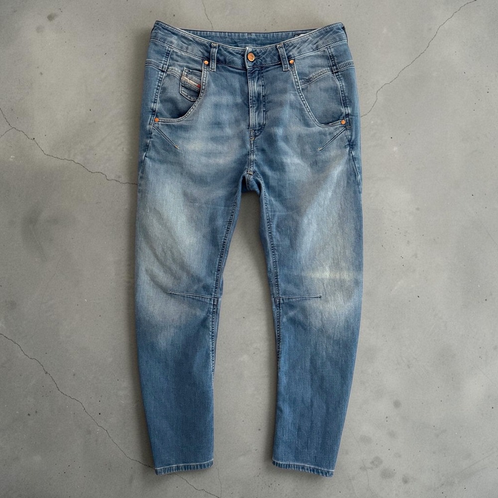 Diesel Fayza-Ne Joggjeans Women W27 Light Wash Blue Carrot Fit Denim 0688Z